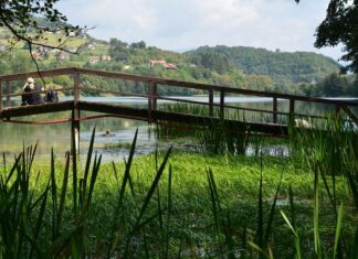 Why Buildings in Constantinople Are Poorly Made